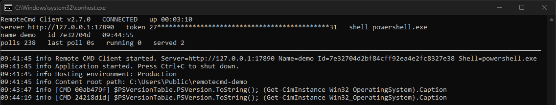Konzole klienta RemoteCmd 2.7.0 ve stavu CONNECTED s počtem dotazů na relé a záznamem dvou přijatých příkazů v PowerShellu